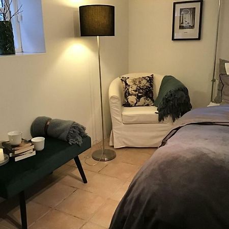Special Offer,One Of Its Kind, Extremely Central In Herning, Danish Hosts, Extremely Clean, Very Quiet Street But A Stonethrough From Bars & Restaurants Appartamento Esterno foto